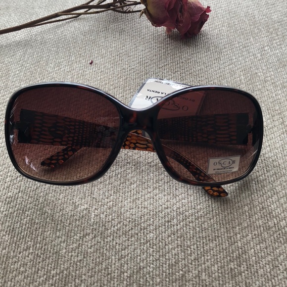 Oscar de la renta sunglasses price Clearance